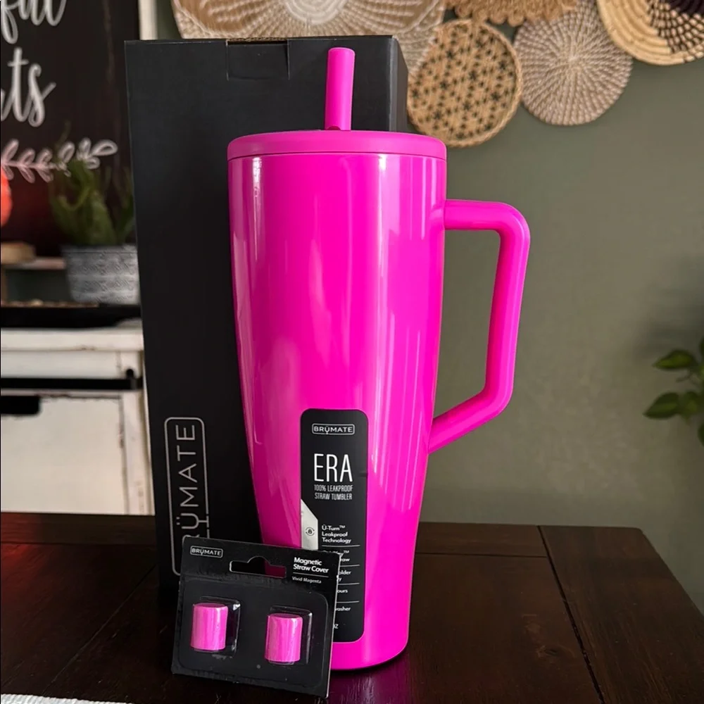 BruMate Era 40oz in Magenta with straw covers! Limited Edition! New!!